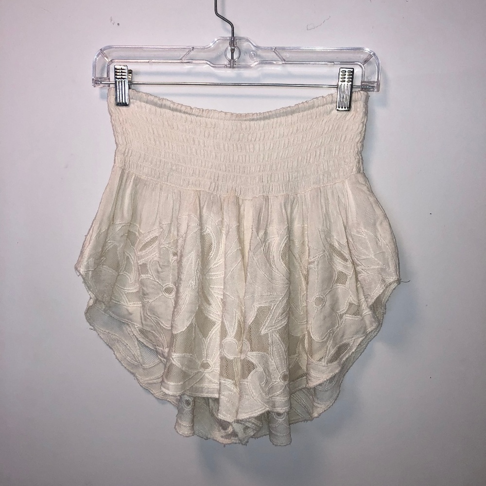 Free People White lace shorts